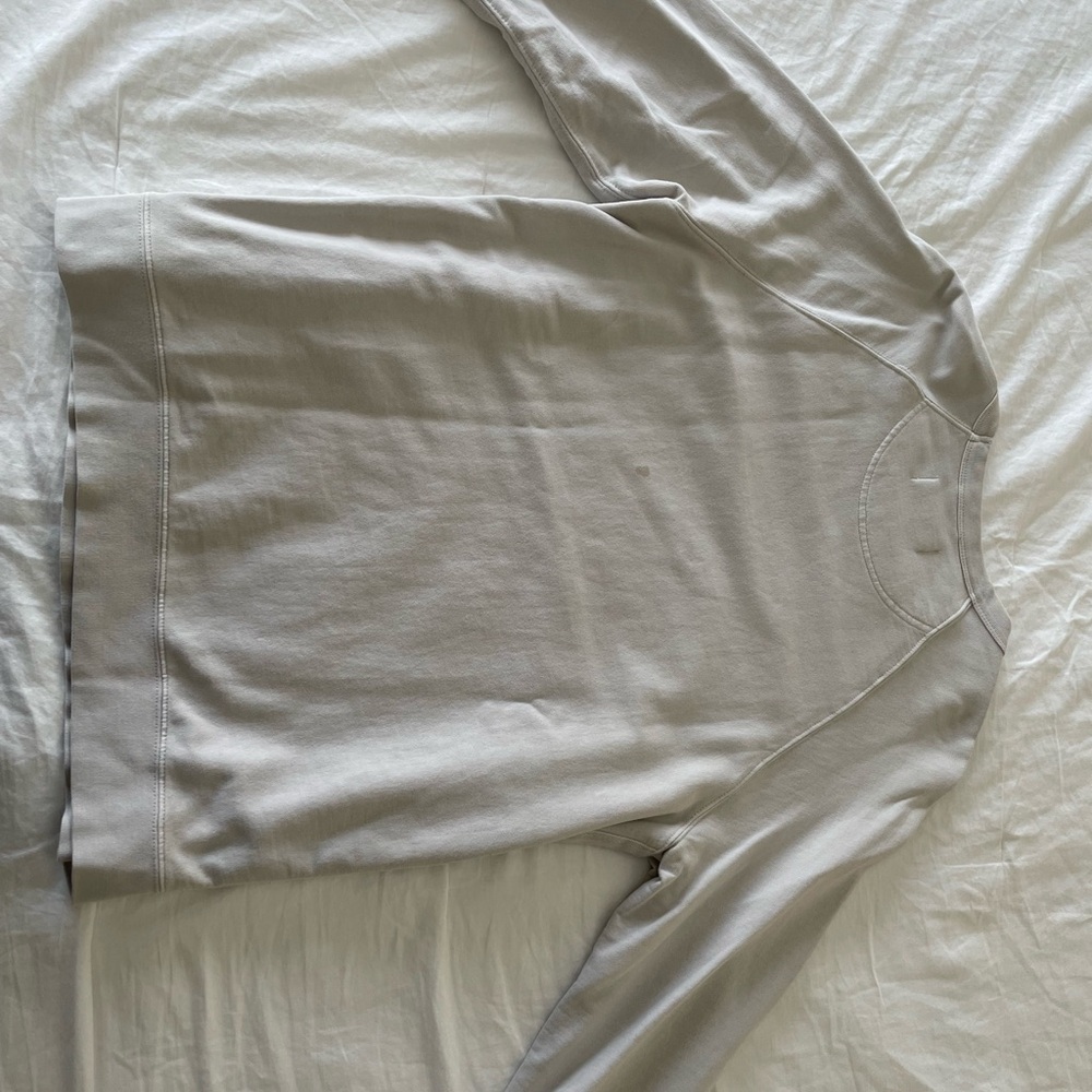 Gray Long Sleeve Sweatshirt